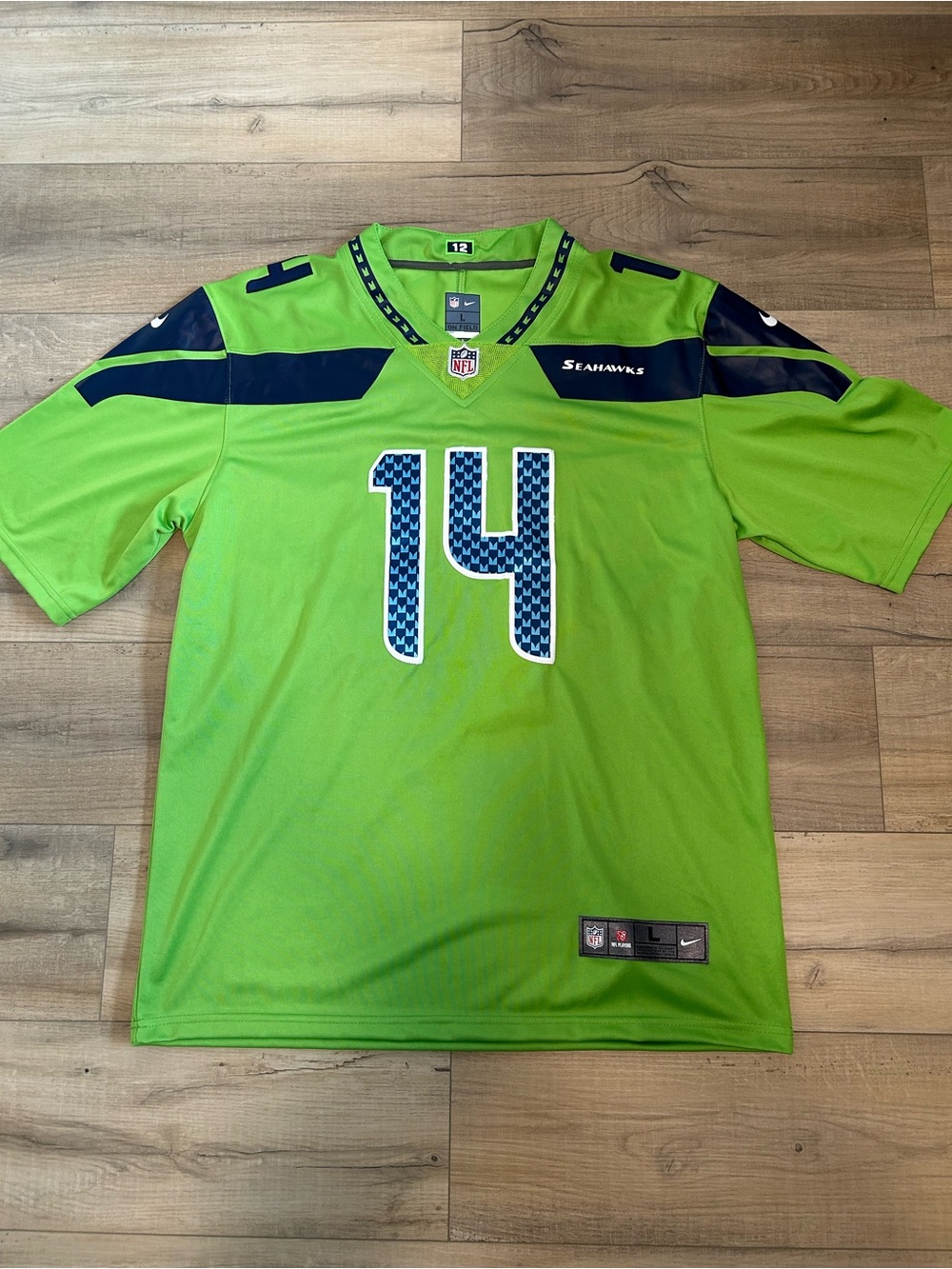Nike Men's Seahawks DK Metcalf #14 Football Jersey
